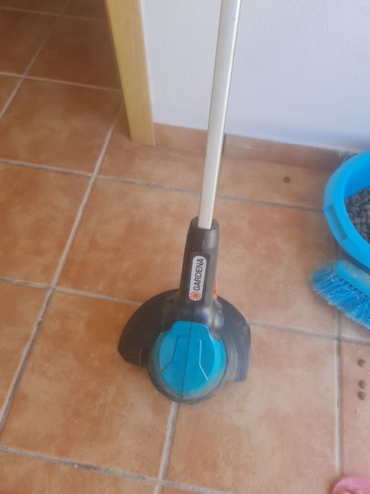 Rocadora a bateria Gardena impecavel