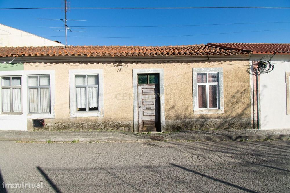 Moradia Térrea para Recuperação no Monte Formoso, Coimbra