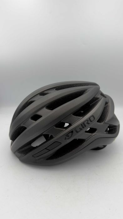 Powystawowy Kask Rowerowy Giro Agilis Mips r. M (55-59cm)