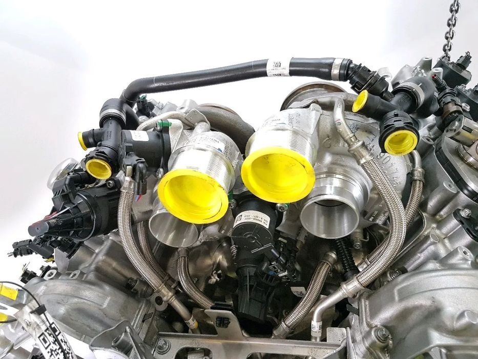 Motor S68B44A BMW M5 4.4L 727 CV Hybrid