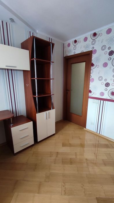 Продам 3-х .к.кв . Район  Сільпо!