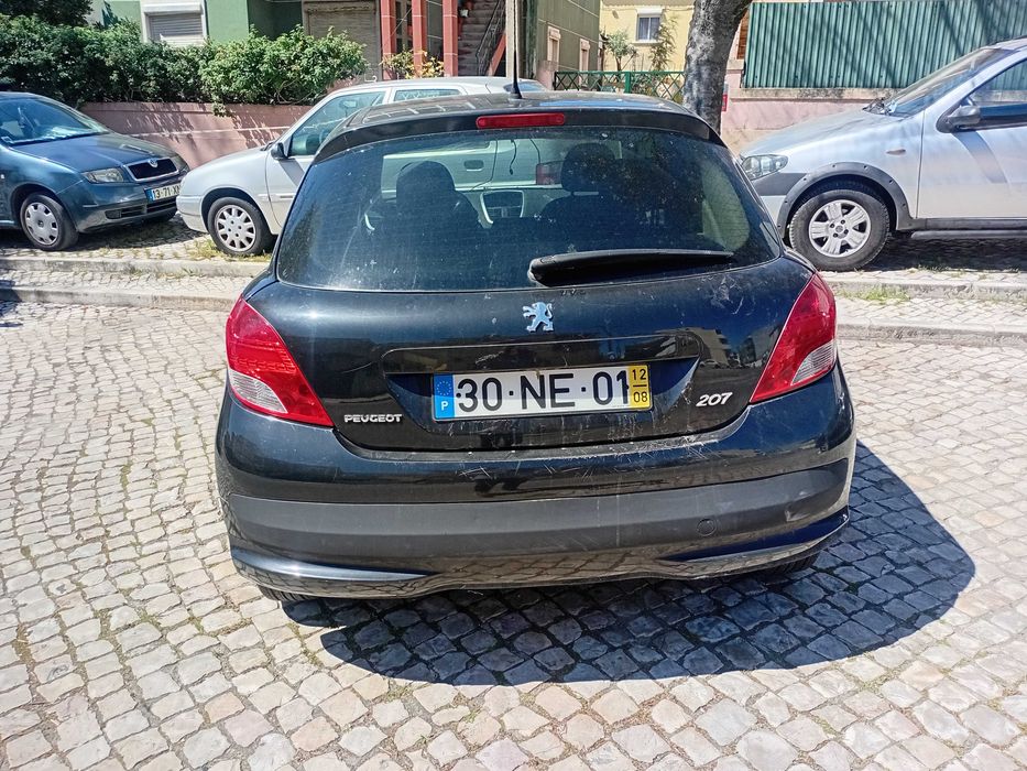 Carro com avaria