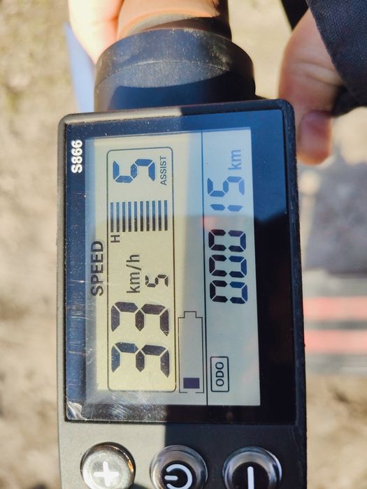 KUGOO M4 — Электросамокат, исправен, без зарядки, с модернизацией.