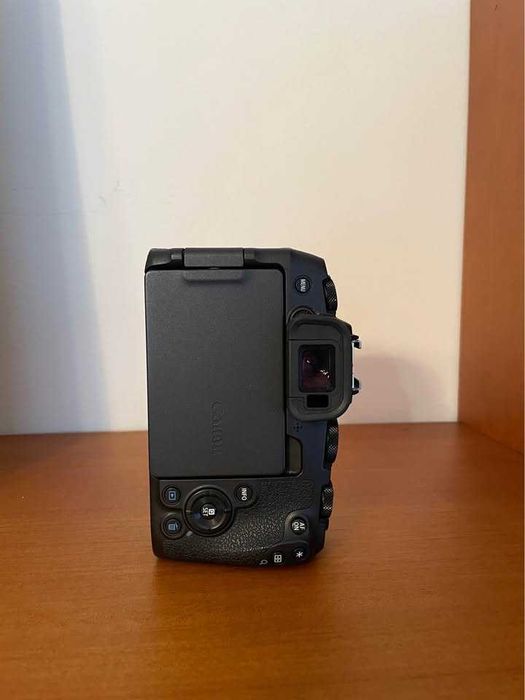 Canon EOS RP + RF 50 + 2 baterias originais