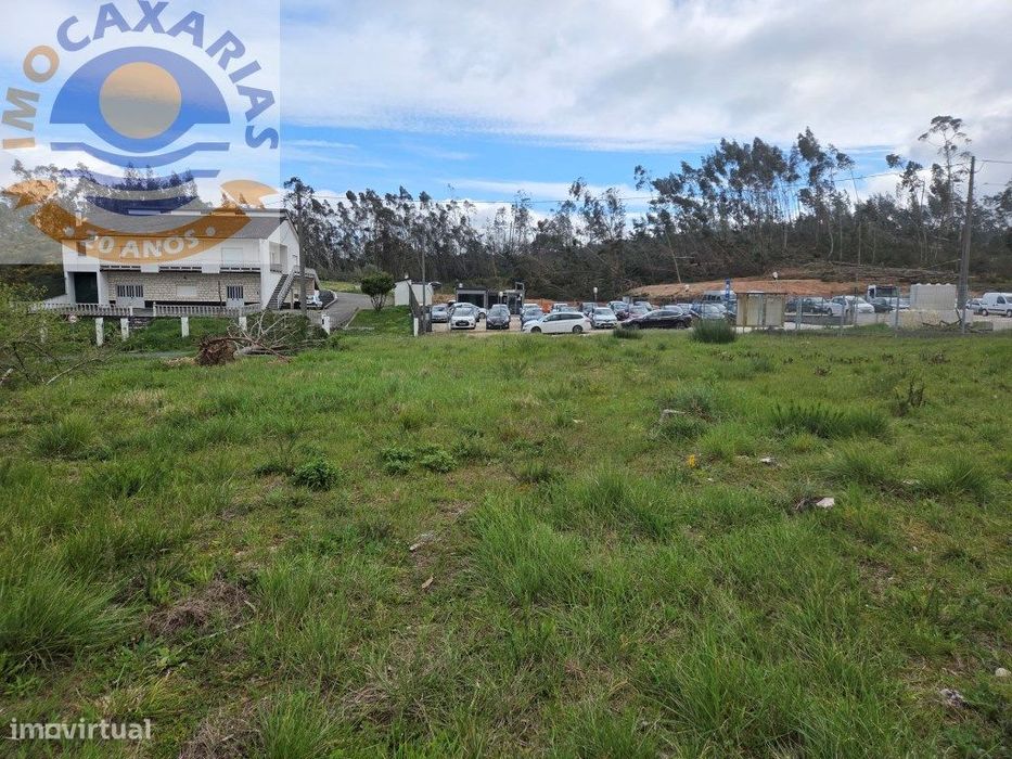 Terreno soalheiro e plano a 2 min de Caxarias e 10 min de Ourém