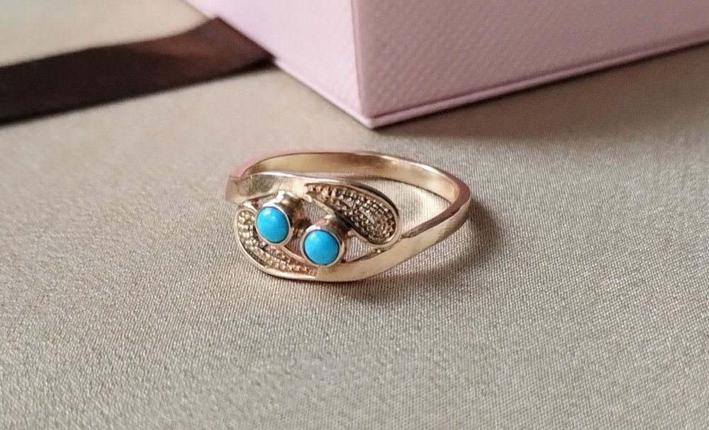 Złoty pierścionek Imago Artis Filigran.