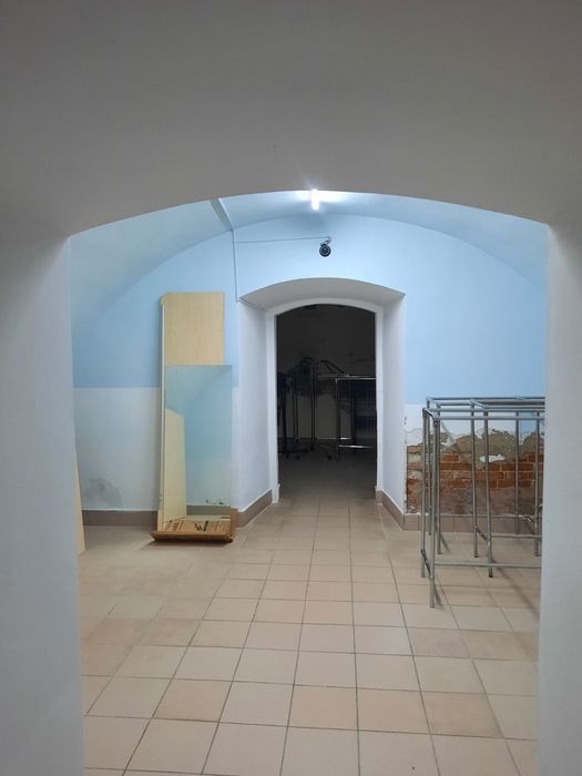 Оренда приміщення 145 м2 в районі Універмагу