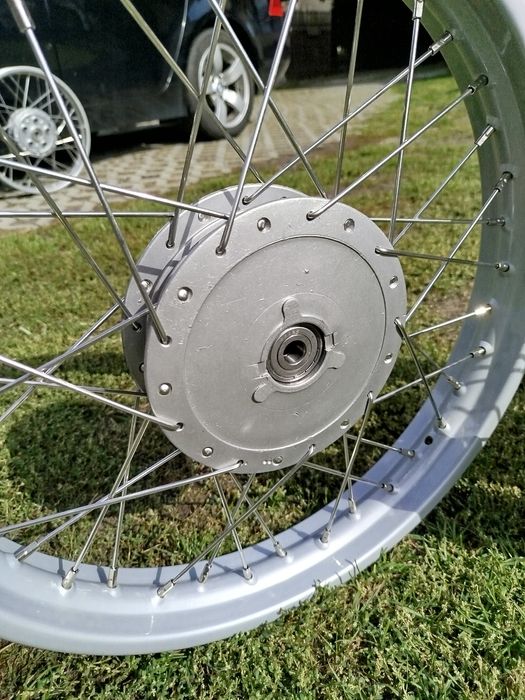 Koła wsk 125 komplet nierdzewne szprychy