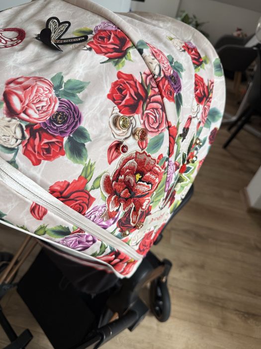 Cybex Priam 4.0 Spring Blossom Light – wyjątkowy zestaw premium