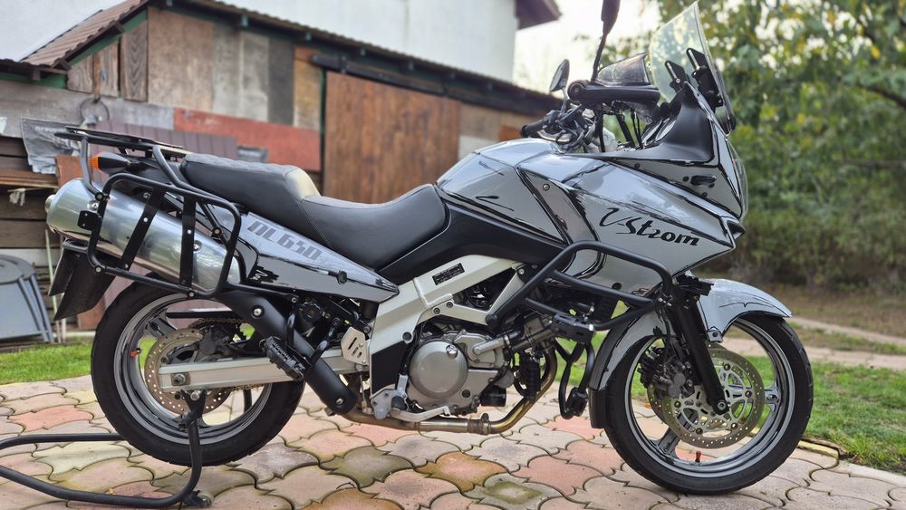 Suzuki V-Strom 650 /  DL 650 / V Strom