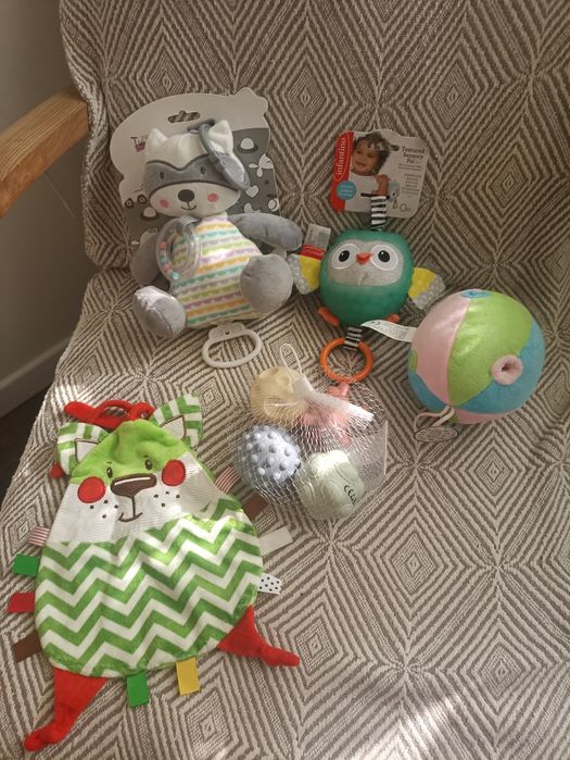 Zabawki sensoryczne dla dziecka / niemowlaka