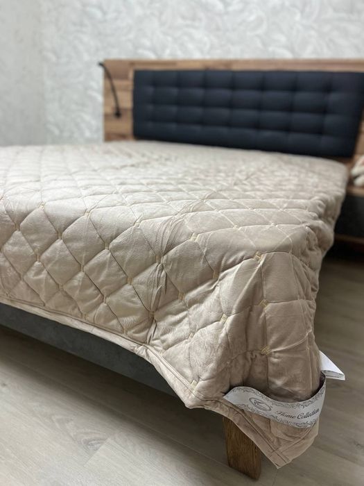 Покривало стегане та утеплене синтепоном