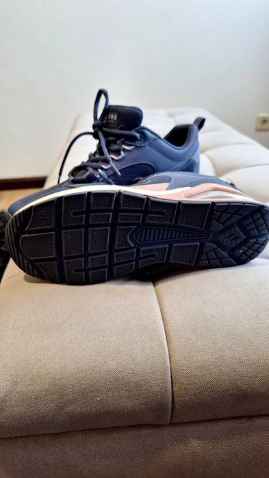 Skechers Mulher Memory Foam