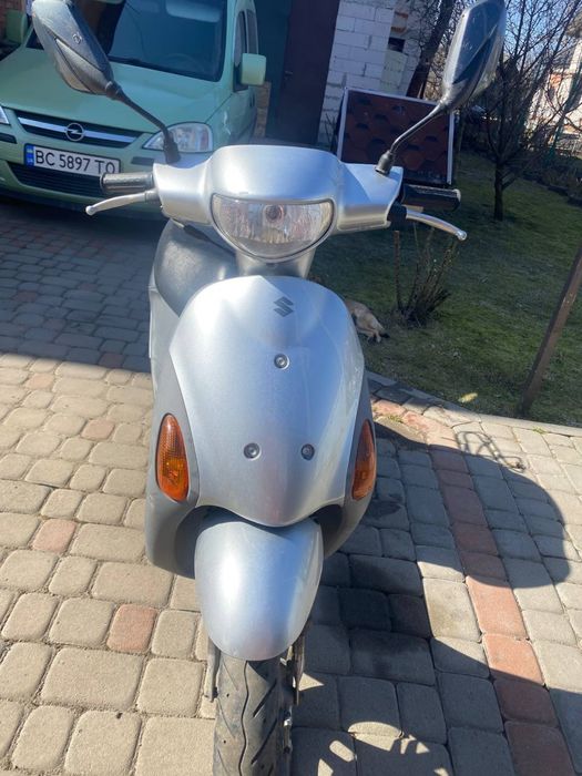 Мопед Suzuki lets 4