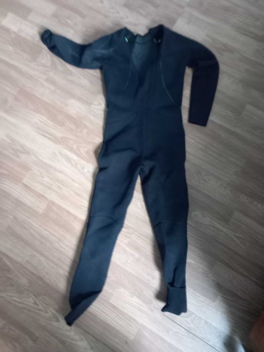 Fato de Surf SemiNovo