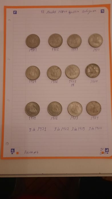 Doze moedas de dez escudos República portuguesa