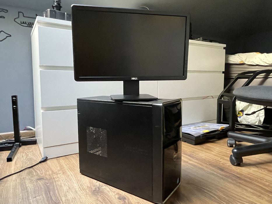 Komputer biurowy + monitor