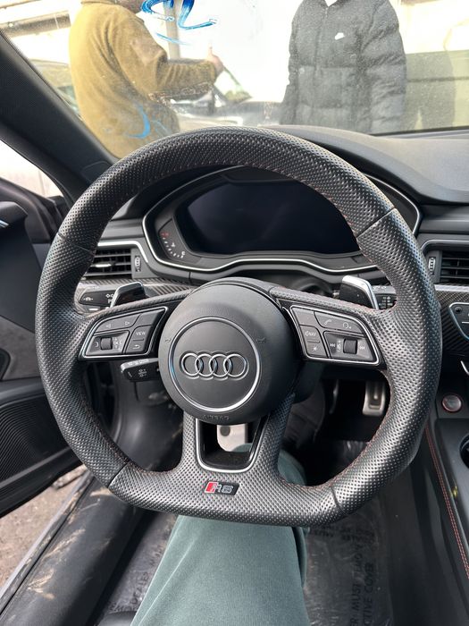 Руль мульти ауди rs3 s3 a3 a4 s4 s5 rs5 rs6 tt с лепестками и подушкой