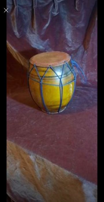 bongo 2 lados africano
