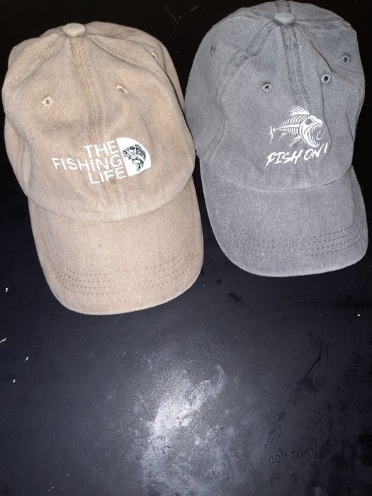 Vendo chapéus novos