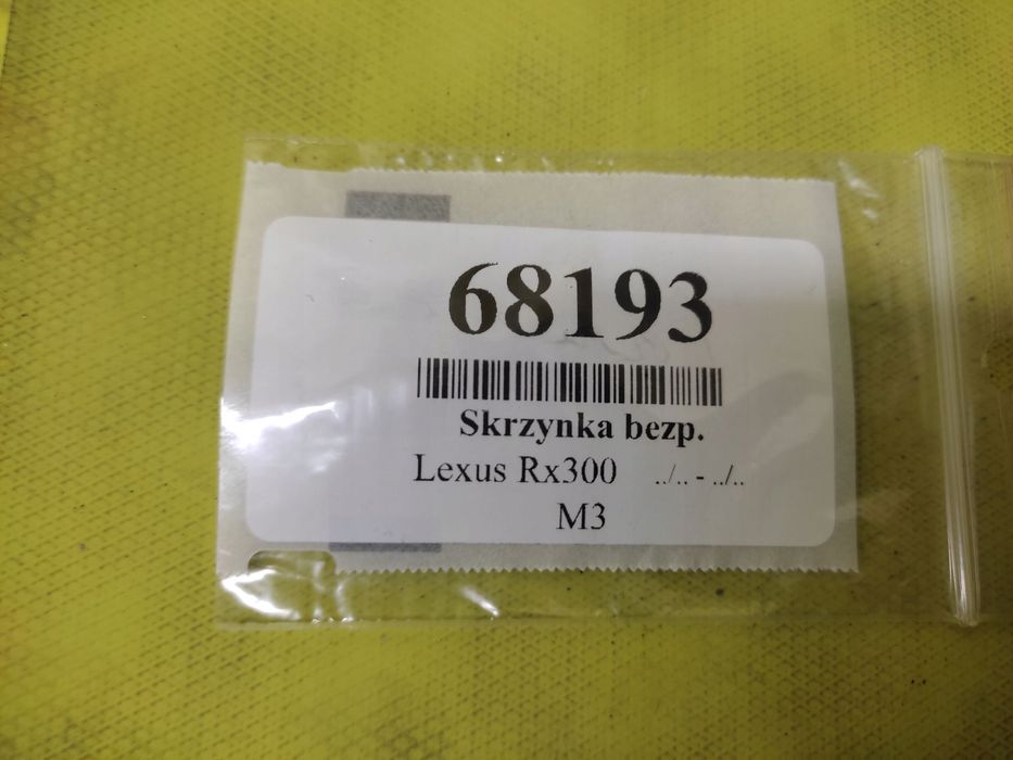 lexus rx300 3.0 v6 skrzynka bezpieczników
