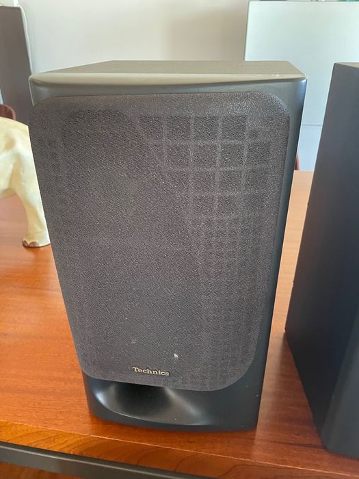 Colunas de som marca tecnics