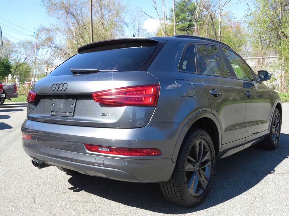 Audi Q3      2018