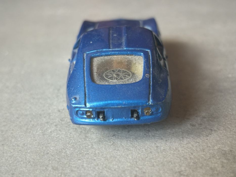 Model Tin Toys skala 1/43 Toyota 2000 GT made in Hong Kong