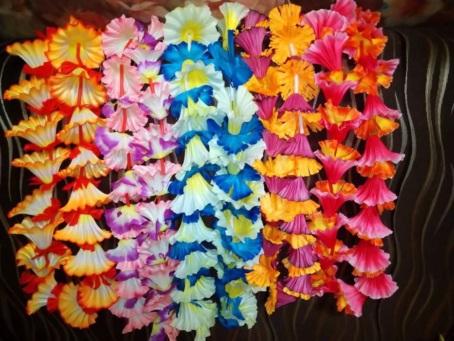 Гавайские бусы , леи , утренник, вечеринка, новый год