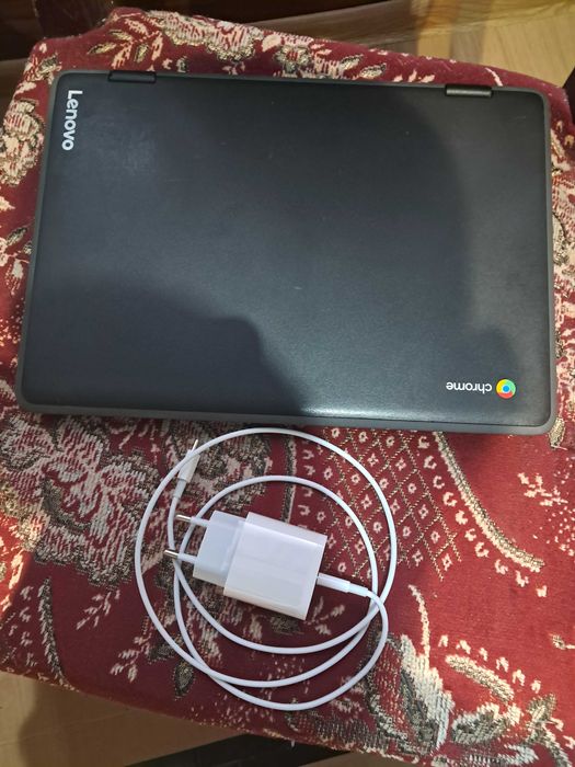 Sprzedam uszkodzony laptop na czesci