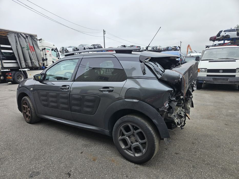 Citroën C4 Cactus 1.6 BlueHDi de 2016 para peças
