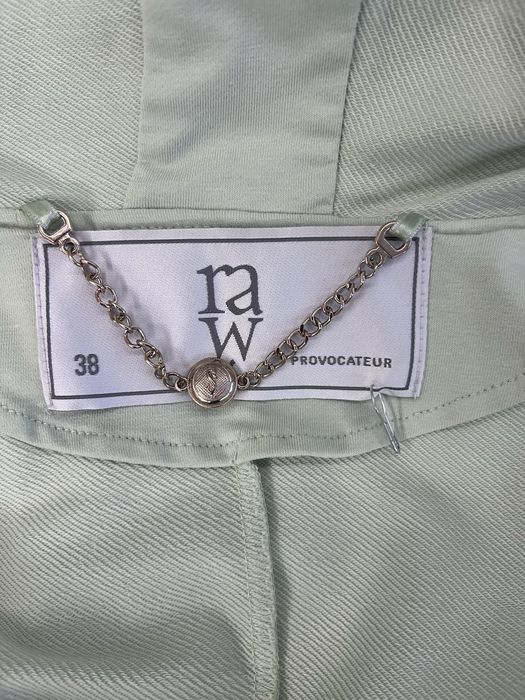 Жіночий костюм raw