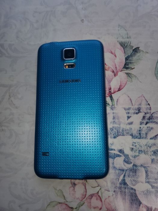 Продам телефон samsung s5 g900