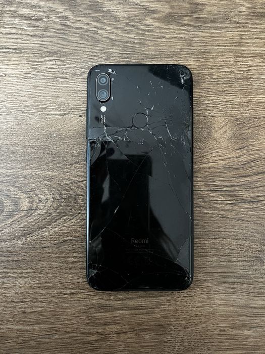 Redmi Note 7 by Xiaomi