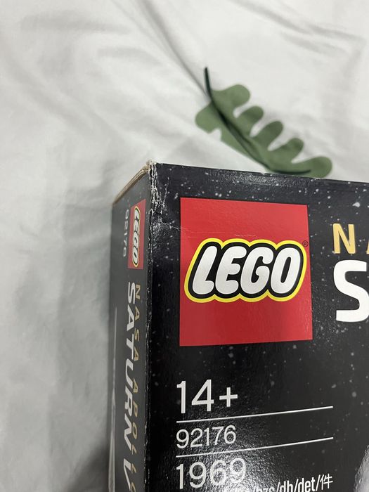 Lego 92176 - Nasa Apollo Saturn V