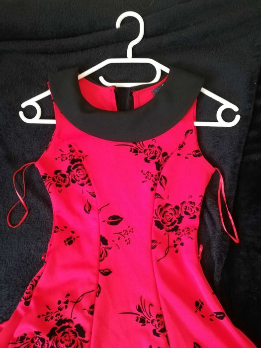 Sukienka z kołnierzykiem, elegancka