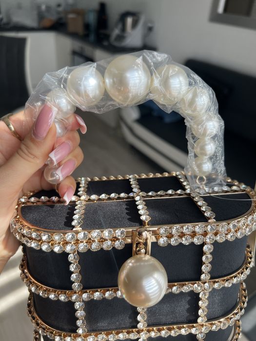 Torebka Kuferek Czarna Złoto Perły Nowa Cudna