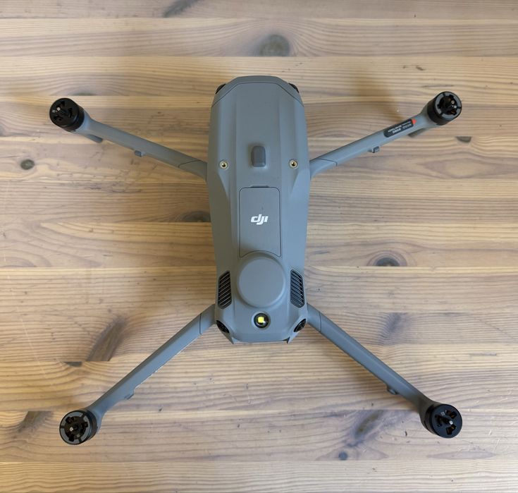 Тушка дрон Dji matrice 4t наліт 25 год.