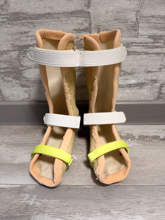 Продам ортезы б/у 4 размера