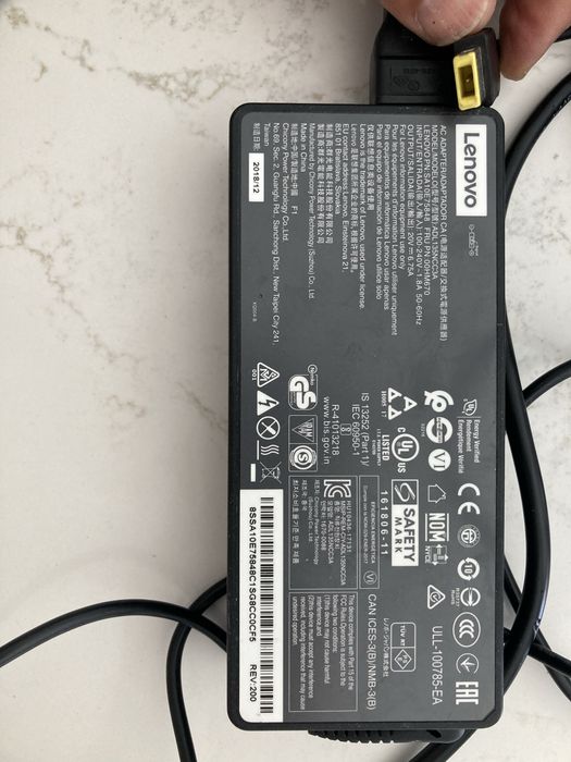 Carregador lenovo