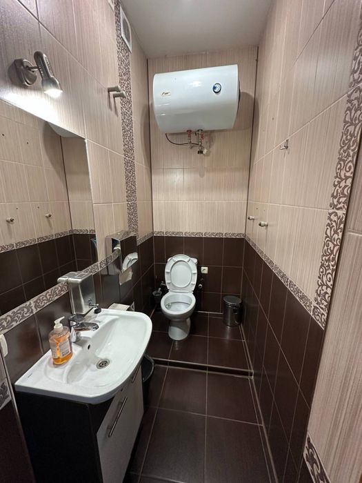 Продається комерційне приміщення