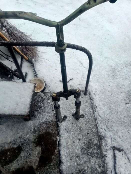 Вилка на китайський скутер