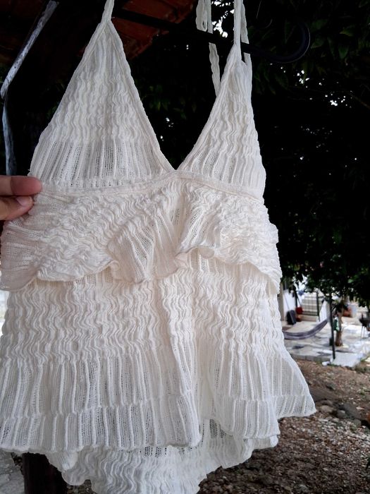 Calça Breskha,com top Pull&Bear.