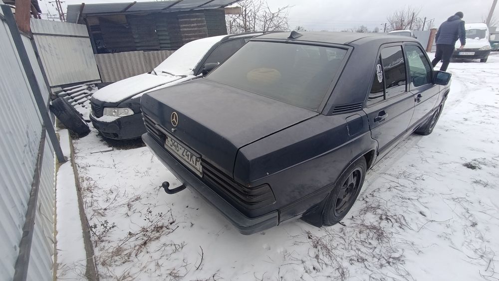 Продам Мерс 190 газ бензин