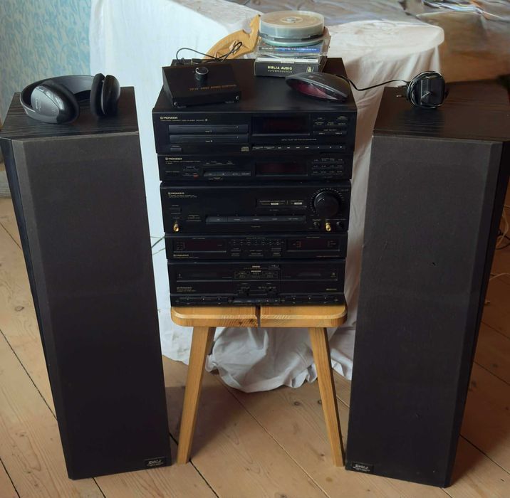 Zestaw Wieża PIONEER + Kolumny DALI + przełącznik audio 4-way+ dodatki