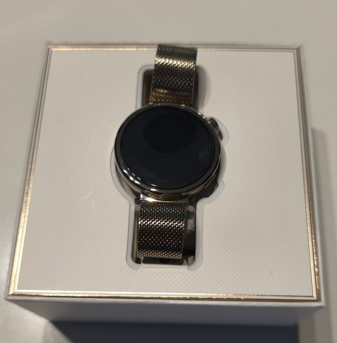 Huawei watach GT5 złoty