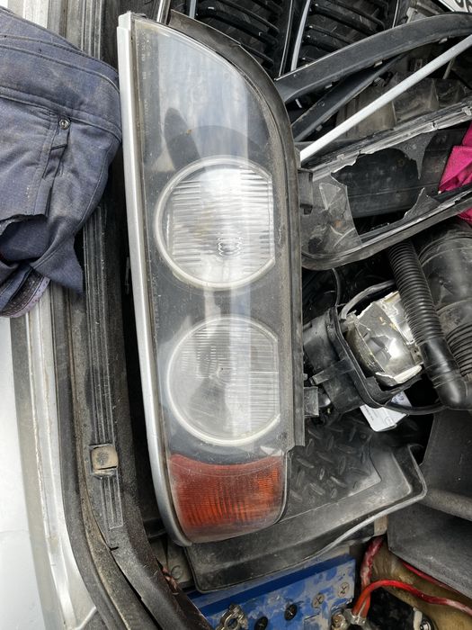 Продам фару ліву Бмв е39 Дорест