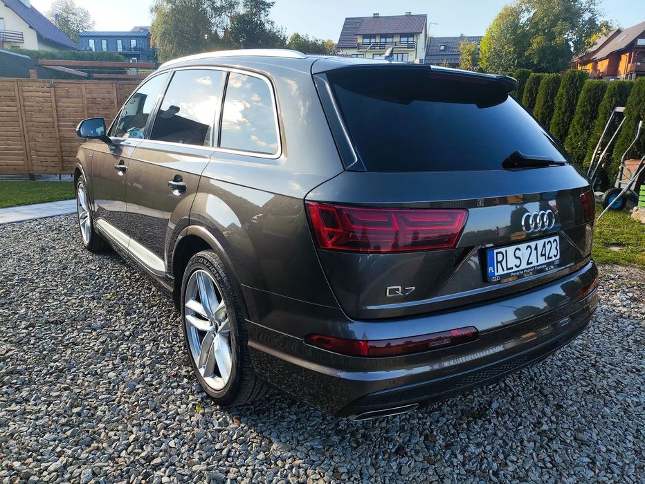 Audi Q7 Polski Salon