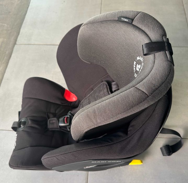 Cadeira auto Maxi-Cosi Titan com Isofix 15 - 36 kg