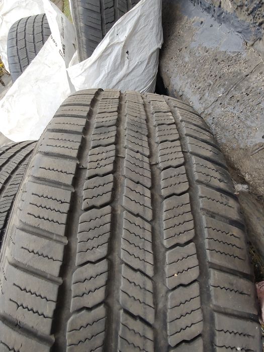 Michelin 235/55/19R